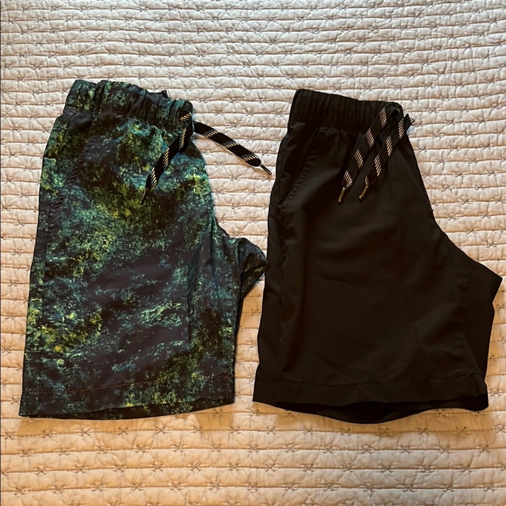 Two Pairs Old Navy Boys Quick Dry Shorts, Green and Black, M (8)